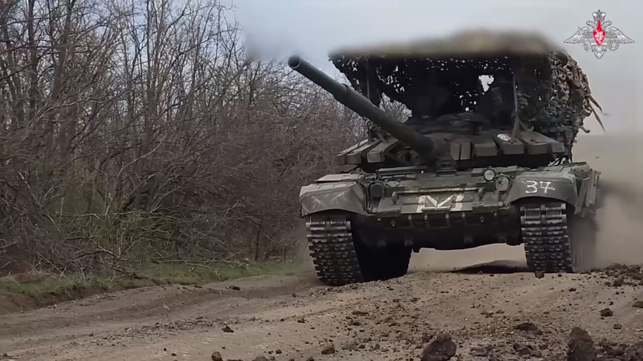 Танкисты из Бурятии 37 отдельной мотострелковой бригады уничтожили опорный пункт ВСУ на Южно-Донецком направлении