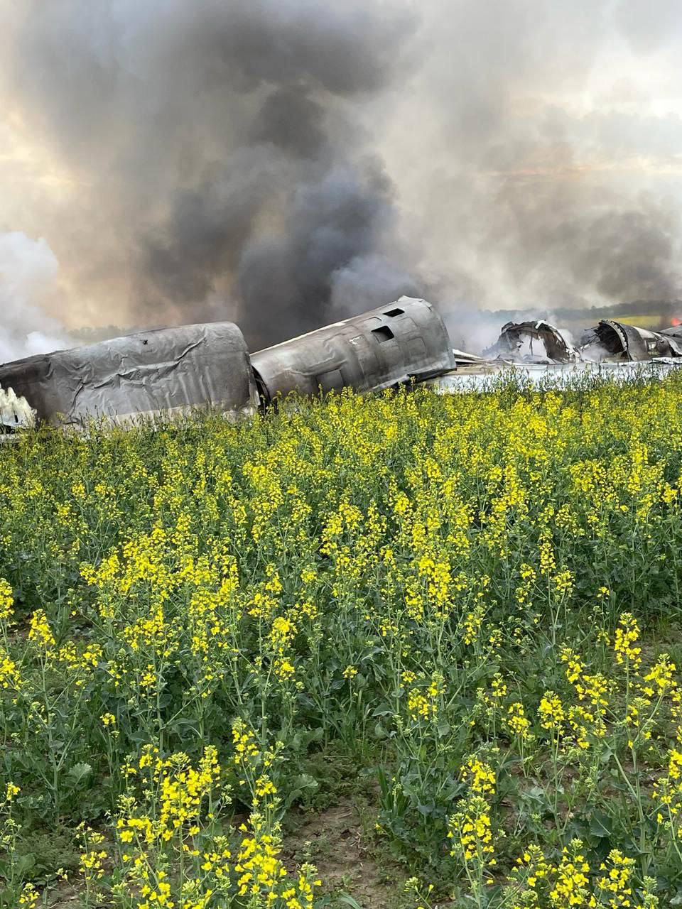 Самолет упал в Красногвардейском районе Ставропольского края, летчики катапультировались